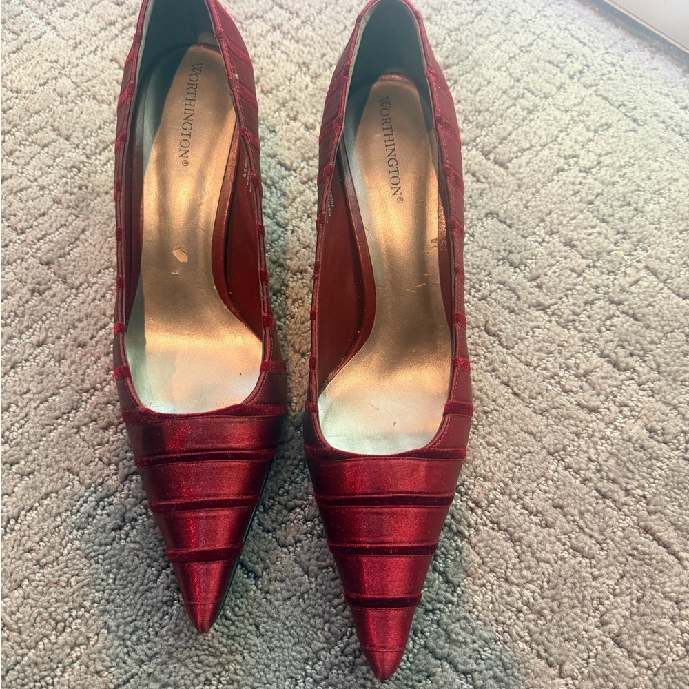 Worthington Vintage Burgundy Pointed-Toe Satin Pumps